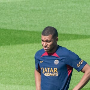 Kylian Mbappe (Paris SG) - Entraînement des joueurs du Paris Saint-Germain à Poissy le 20 juillet 2023.