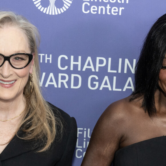 Meryl Streep, Viola Davis et Jessica Chastain au photocall de la soirée des "48ème Chaplin Awards" à New York, le 24 avril 2023. 