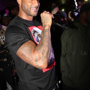 Exclusif - Le rappeur Booba en concert pour la promotion de son D.U.C Whisky au Hobo club à Paris, France, le 22 octobre 2017. © Phiilippe Baldini/Bestimage