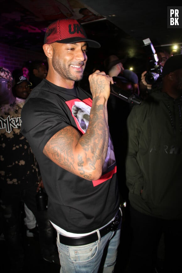 Exclusif - Le rappeur Booba en concert pour la promotion de son D.U.C Whisky au Hobo club à Paris, France, le 22 octobre 2017. © Phiilippe Baldini/Bestimage