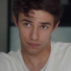 Axel abandonne l'institut et Jasmine, Thomas da Costa quitte-t-il vraiment Ici tout commence
