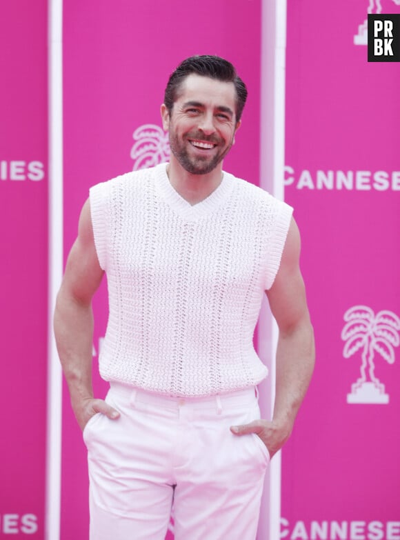 Agustin Galiana (Ici Tout commence) - Soirée d'ouverture de CanneSeries Saison 6 au Palais des Festivals de Cannes le 14 Avril 2023. © Denis Guignebourg/Bestimage