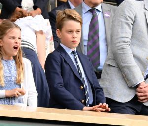 Tennis : Wimbledon 2023 - Angleterre - Finale simple Messieurs- Victoire de Carlos Alcaraz Espagne contre Novak Djokovic Serbie - Royal Box - Prince George et Princesse Charlotte regardent la remise de prix faite par la Princesse de Galles