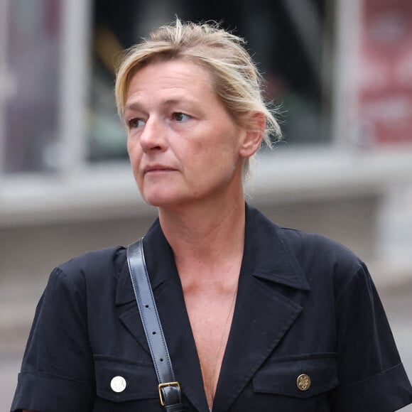 Anne-Elisabeth Lemoine - Arrivées des célébrités aux obsèques de Jane Birkin en l'église Saint-Roch à Paris. Le 24 juillet 2023 © Jacovides-KD Niko / Bestimage