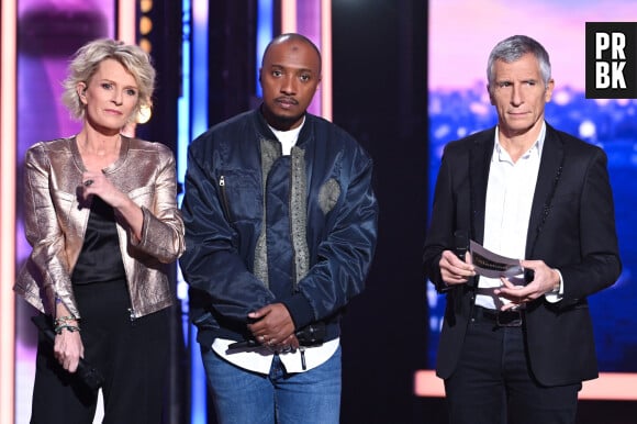 Sophie Davant et Soprano et Nagui - 35 ème édition du Téléthon sur France 2 à Paris le 5 décembre 2021. Le compteur du Téléthon 2021 a atteint près de 74 millions d'euros de promesses de dons dimanche. © MPP / Bestimage