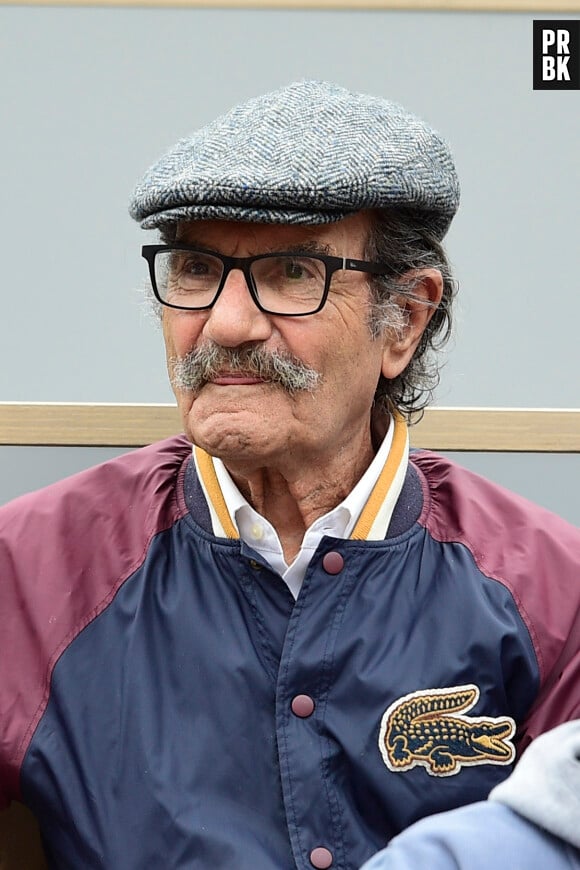 Gérard Hernandez dans les tribunes lors des internationaux de tennis de Roland Garros à Paris, France, le 30 mai 2019. © Jean-Baptiste Autissier/Bestimage