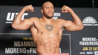 "J'aurais voulu faire du mal à beaucoup de gens" : Ciryl Gane cambriolé, la star de l'UFC sort du silence