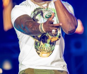 Rapper 50 CENT (CURTIS JACKSON III) - Les artistes sur la scène du festival "Lovers &amp; Friends" à Las Vegas, le 8 mai 2023. © Daniel DeSlover/Zuma Press/Bestimage