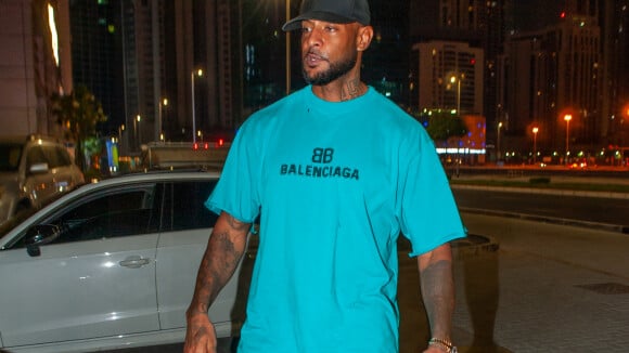 Booba "victime de vrai harcèlement" à Miami : il affiche une "fan" qui squatte devant chez lui nuit et jour depuis 2 mois