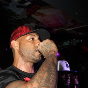 Exclusif - Le rappeur Booba en concert pour la promotion de son D.U.C Whisky au Hobo club à Paris, France, le 22 octobre 2017. © Philippe Baldini/Bestimage