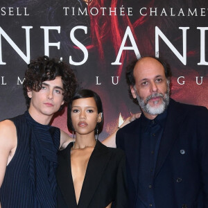 Taylor Russell, Timothee Chalamet, Luca Guadagnino au photocall du film "Bones And All" à Milan, Italie, le 12 novembre 2022.