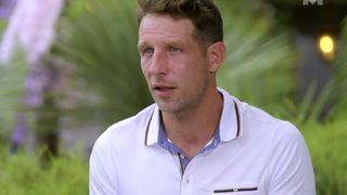 L'amour est dans le pré 2023 : après sa rupture avec Thibault, Julien révèle avoir retrouvé l'amour, mais...