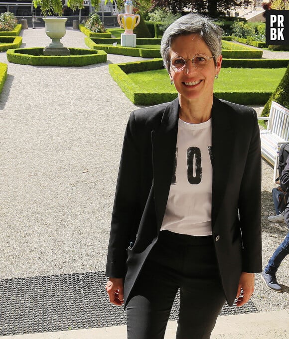 Sandrine Rousseau, députée EELV, dans les jardins de l'assemblée nationale à Paris, le 2 mai 2023.