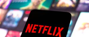 La série de science-fiction la plus influente de Netflix repousse les limites de la douleur et surprend dans chacun de ses 27 épisodes