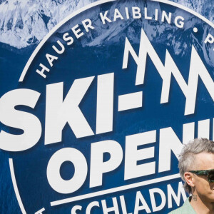 Robbie Williams vient annoncer 2 concerts prévus les 7 et 8 décembre 2023 lors de l'inauguration de la saison de ski Schladming en Autriche.
