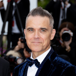 Robbie Williams - Montée des marches du film « Killers of the flower moon » lors du 76ème Festival International du Film de Cannes, au Palais des Festivals à Cannes. Le 20 mai 2023 © Jacovides-Moreau / Bestimage