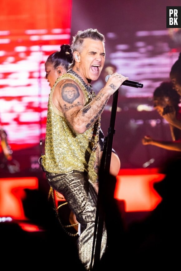 Concert de Robbie Williams à Birmingham dans le cadre de sa tournée pour les 25 ans de carrière solo le 15 octobre 2022.