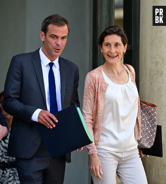 Olivier Véran, porte-parole du gouvernement et Amélie Oudéa-Castera, Ministre des Sports et des Jeux olympiques et paralympiques de France - Conseil des ministres de rentrée au palais de l'Elysée à Paris, le 23 août 2023.