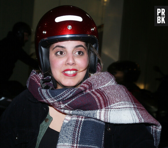 Exclusif - Inès Reg (révélation humour de l'année) à la sortie de la 1ère édition des "Olympia Awards", cérémonie récompensant des artistes de la musique et de l’humour, présentée par A. de Caunes à l'Olympia. Paris, le 11 décembre 2019. 