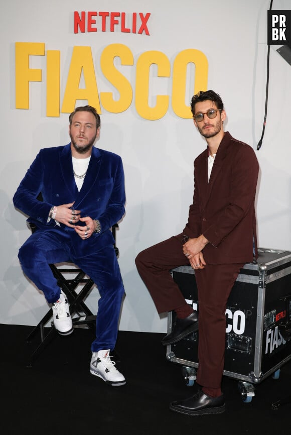 Igor Gotesman et Pierre Niney - Avant premiere de la série Netflix "Fiasco" au cinema UGC Normandie à Paris le 29 avril 2024. © Coadic Guirec/Bestimage