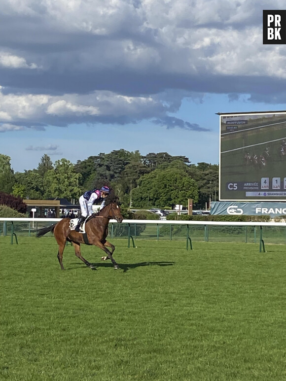 J'ai parié sur le mauvais cheval à l'Hippodrome ParisLongchamp.