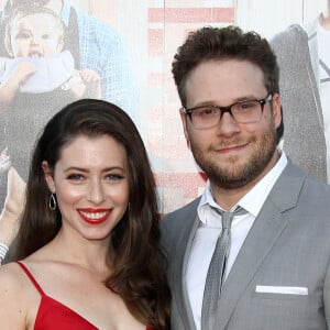 Seth Rogen et sa femme Lauren Miller - Avant-première du film "Neighbors" à Westwood, le 28 avril 2014.