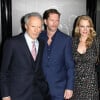 Clint Eastwood, Stacy Poitras avec sa femme Alison Eastwood et Scott Eastwood à la première du film "Le 15:17 pour Paris" au Warner Bros à Burbank, le 5 février 2018