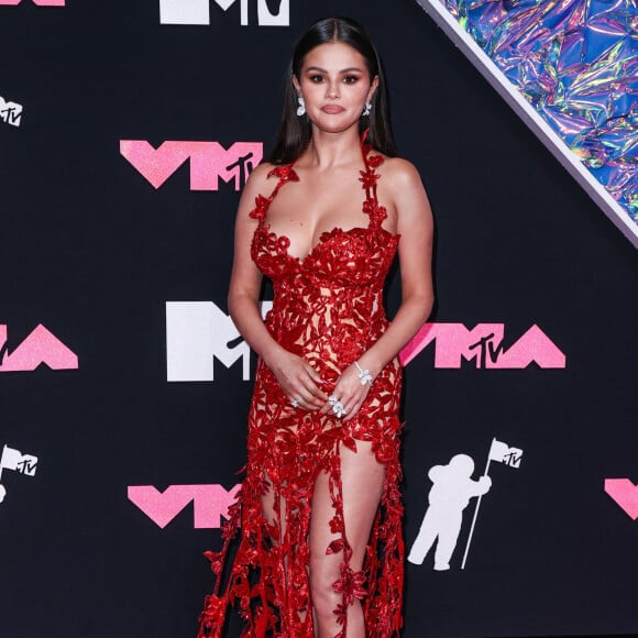 Selena Gomez au photocall de la cérémonie des MTV Video Music Awards.