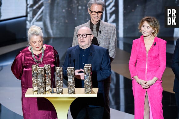 Christian Clavier, Michel Blanc, Josiane Balasko, Thierry Lhermitte, Marie-Anne Chazel, Gerard Jugnot et Bruno Moynot durant la 46ème cérémonie des César le 12 mars 2021, Photo de Pierre Villard/Pool/ABACAPRESS.COM