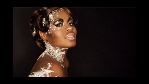 Ultra Naté ... découvrez son nouveau clip ... ''Turn It Up'' 