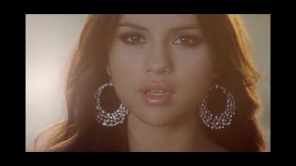 Selena Gomez ... Un extrait du clip Who Says
