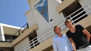Camille Lacourt et Fabien Gilot ... les nageurs deviennent rappeurs