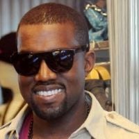 Kanye West et Drake ... Nouveaux chanteurs de bar-mitsvah