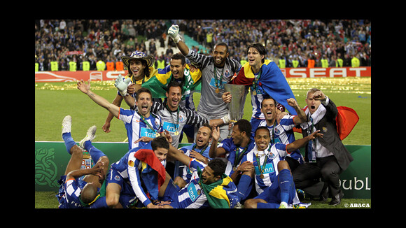 Finale de l'Europa League 2011 ... photos et vidéo du FC Porto et son duo Falcao / Hulk