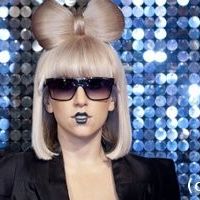 Born This Way de Lady Gaga ... critiqué mais déjà numéro 1
