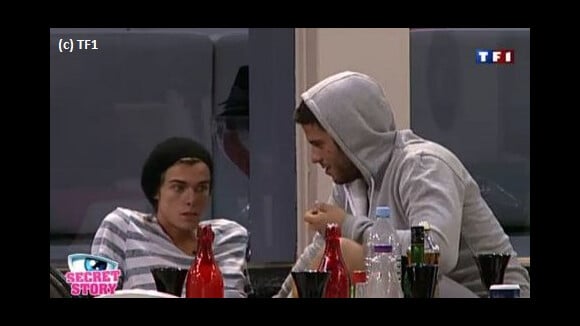 Secret Story 5 : Zelko croit dur comme fer à la fausse séparation de Marie et Geoffrey (VIDEO)