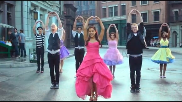Ariana Grande : Put Your Hearts Up, nos coeurs s'envolent avec le clip (VIDEO)