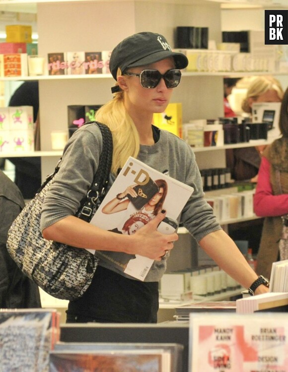 Paris Hilton est plus douée pour faire du shopping que de la musique