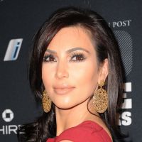 Kim Kardashian enfarinée : Khloe Kardashian vient à la rescousse !