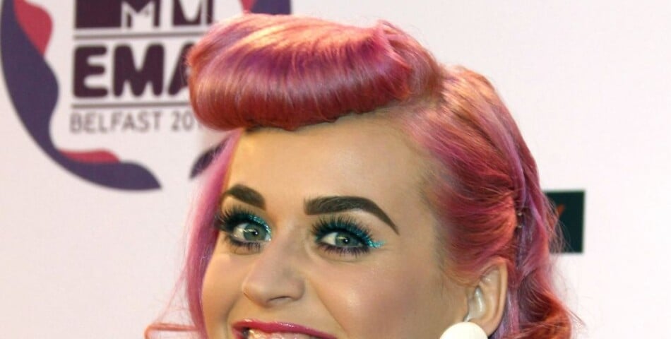 Katy Perry aime changer de couleur de cheveux