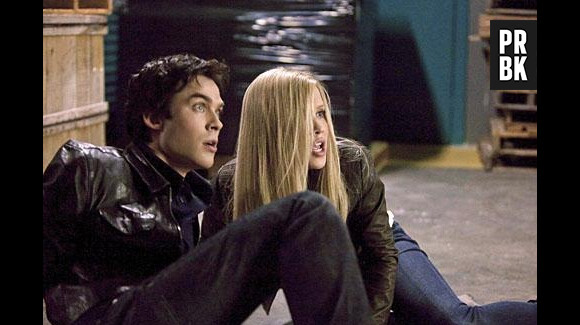 Rebekah et Damon terrifiés dans l'épisode final de Vampire Diaries