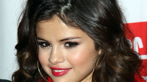 Selena Gomez : elle s'engage à vivre avec 1 euro par jour !