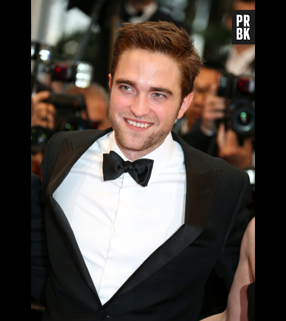 Robert Pattinson fait le show à Cannes