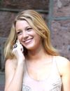 Blake Lively nous dévoile ses gambettes !