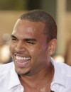 Chris Brown est au top : il peut rayé Jay-Z de sa liste d'ennemis ! Il ne reste plus que Drake et Adam Levine à éliminer...