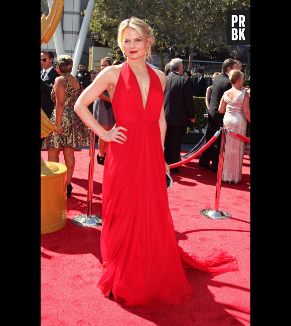Jennifer Morrison de Once Upon A Time, sublime sur le tapis rouge