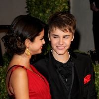 Justin Bieber trompe Selena Gomez avec un ange de Victoria&#039;s Secret ? Encore une intox ! (PHOTOS)