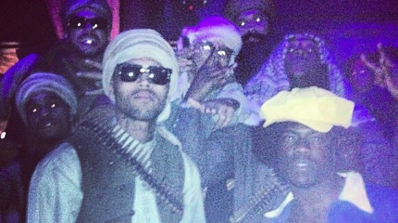 Chris Brown : double Fu*k à tous les haters pour son déguisement de Taliban