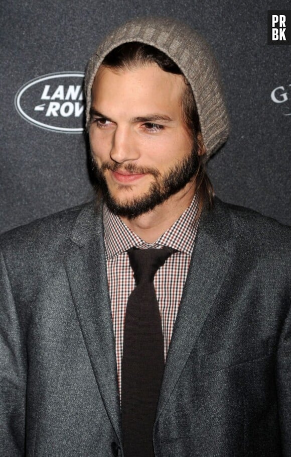 Ashton Kutcher n'est plus célibataire, c'est sûr !