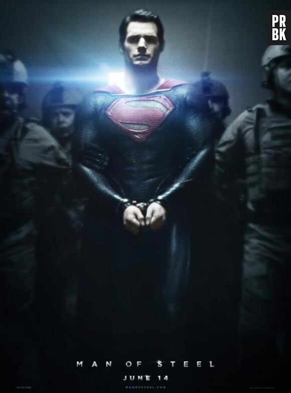 Superman menotté sur la nouvelle affiche de Man of Steel